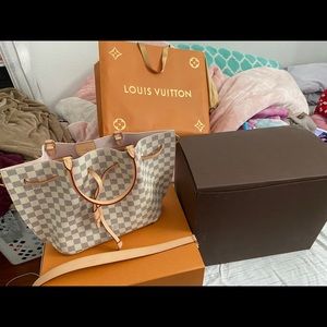 Louis Vuitton Girolata